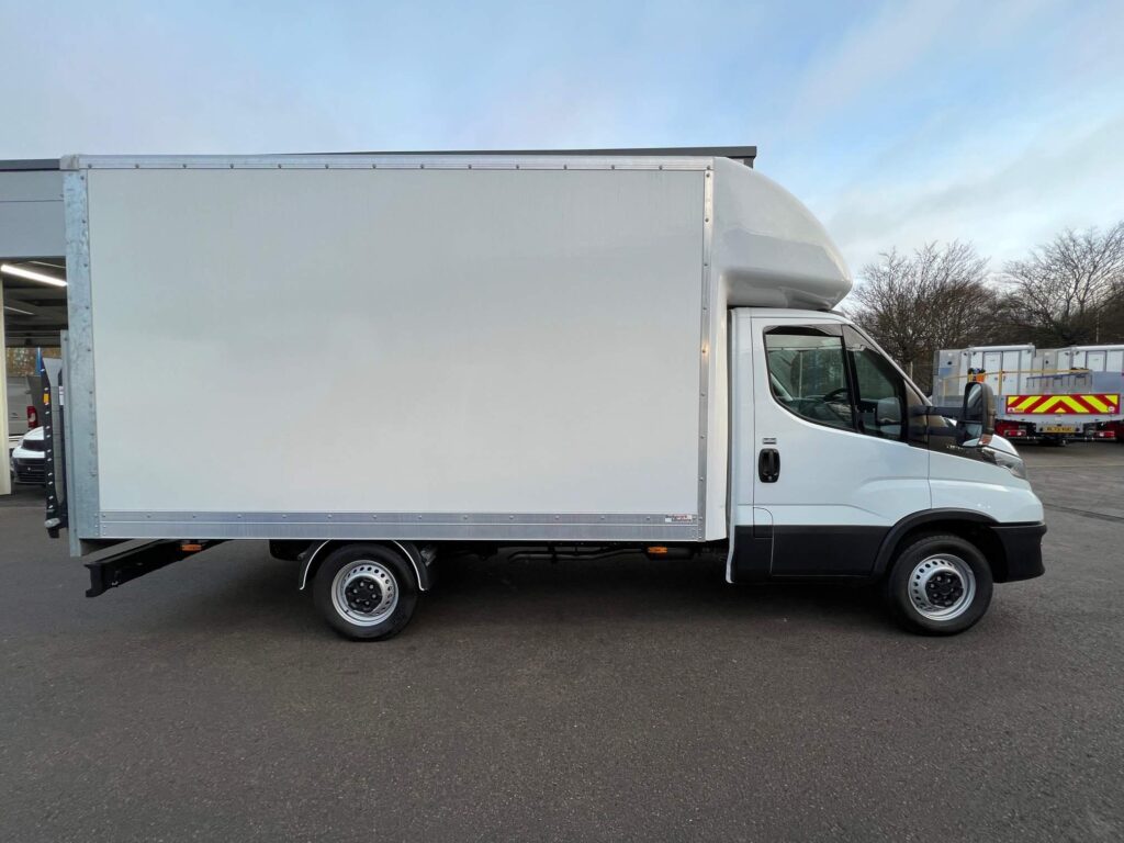 Iveco Daily 35S14 3750 Business Luton