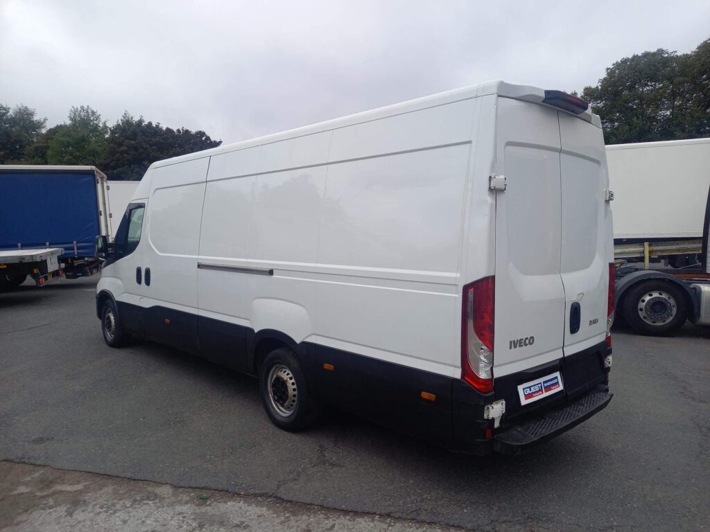 Iveco Daily 2.3D HPI 14V 35S 4100 LWB High Roof Euro 6 (s/s) 5dr