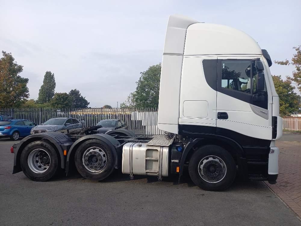 Iveco Stralis AS440S48TX/P 6X2 TRACTOR UNIT