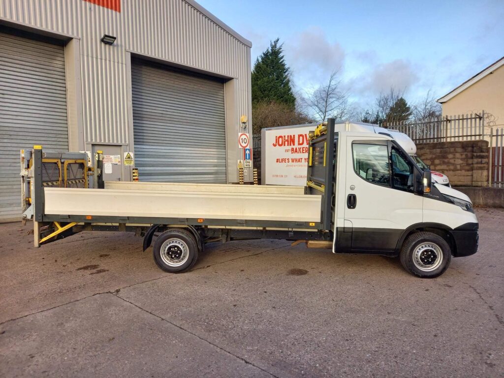 Iveco Daily 2.3 TD 14V 35S 3750 RWD L3 2dr