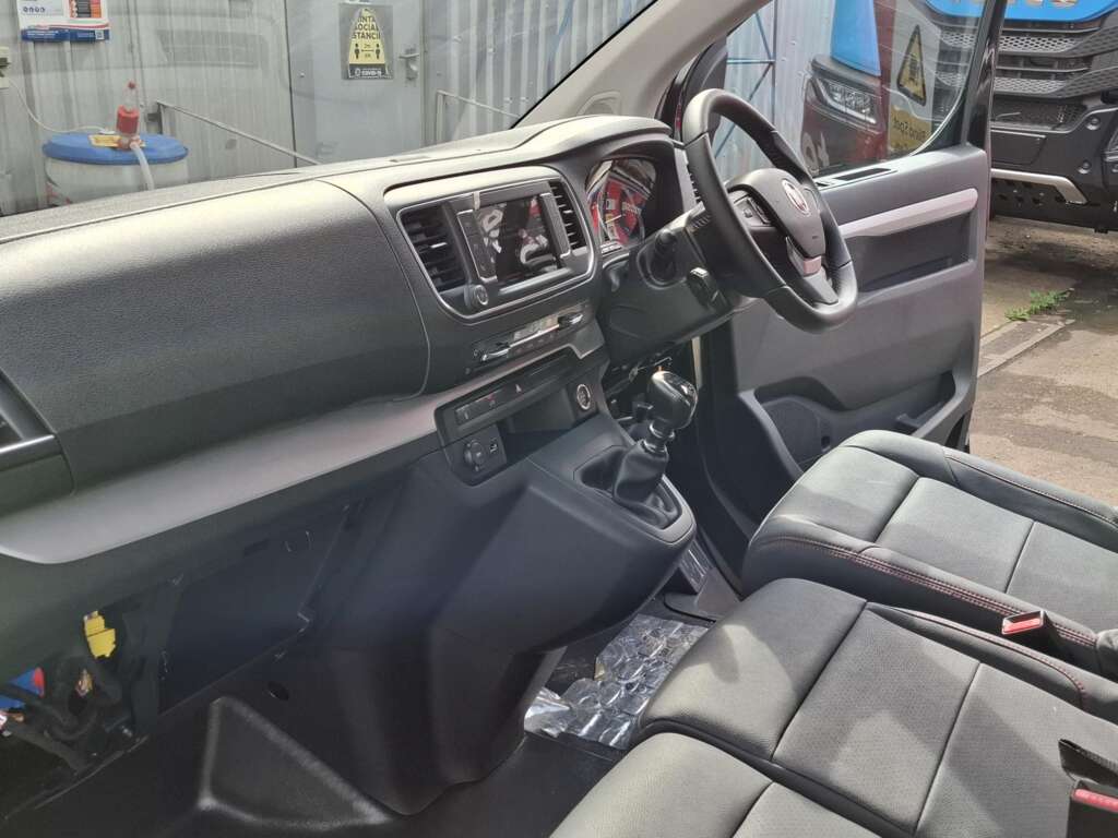 Fiat Scudo Van L1 2.0 Blue Hdi 145 Hp ONYX Edition