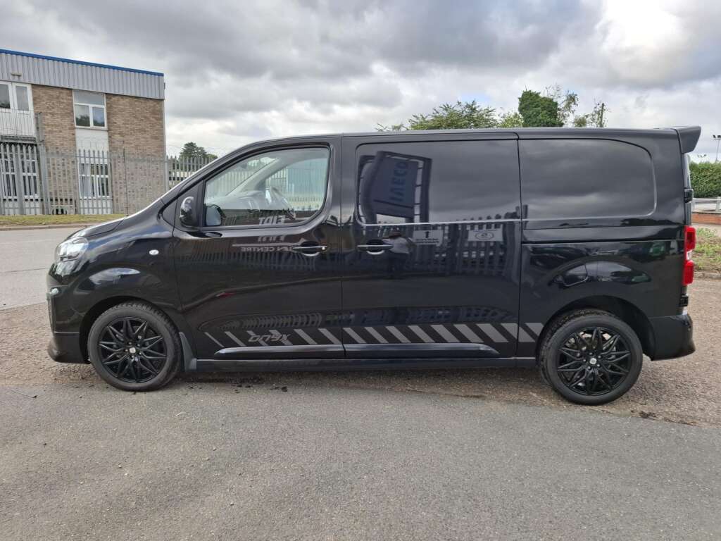 Fiat Scudo Van L1 2.0 Blue Hdi 145 Hp ONYX Edition