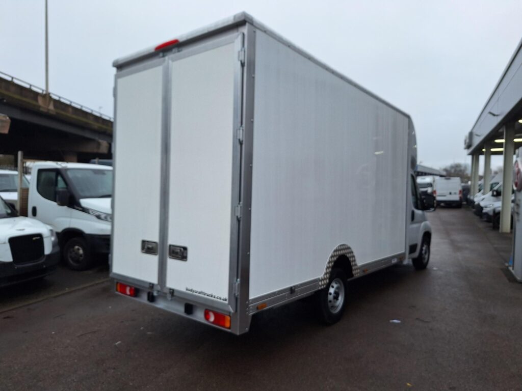 Fiat Ducato 35 MAXI 2.2 140hp 4.5m Low Loader Luton