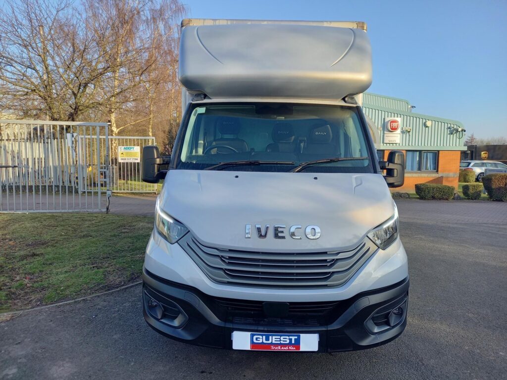 Iveco Daily 2.3D HPI 14V Business 35C 3750 LWB Euro 6 (s/s) 2dr (DRW)