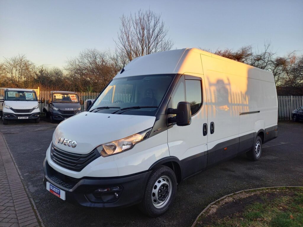 Iveco Daily 2.3D HPI 14V Business 35S 4100 LWB High Roof Euro 6 (s/s) 5dr