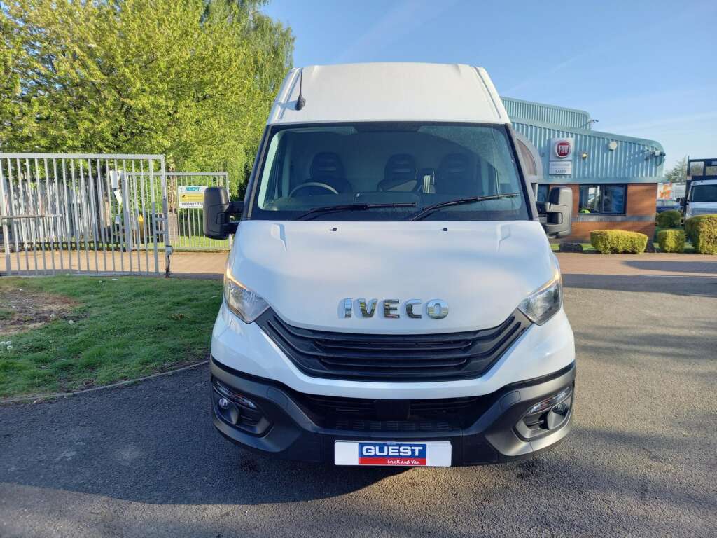 Iveco Daily 2.3D HPI 14V Business 35S 4100 HiMatic LWB High Roof Euro 6 (s/s) 5dr