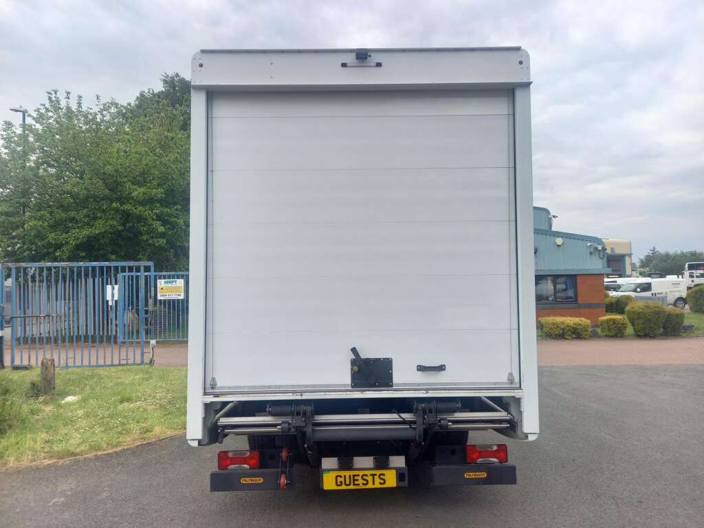 Iveco Daily 70C 20 EV-150 200HP BOX & TAILLIFT