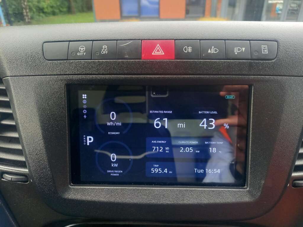 Iveco Daily 70C 20 EV-150 200HP BOX & TAILLIFT