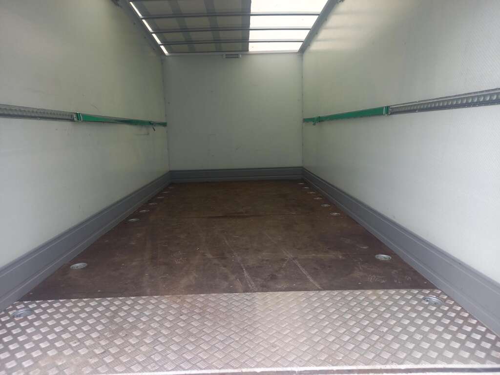 Iveco Daily 70C 20 EV-150 200HP BOX & TAILLIFT