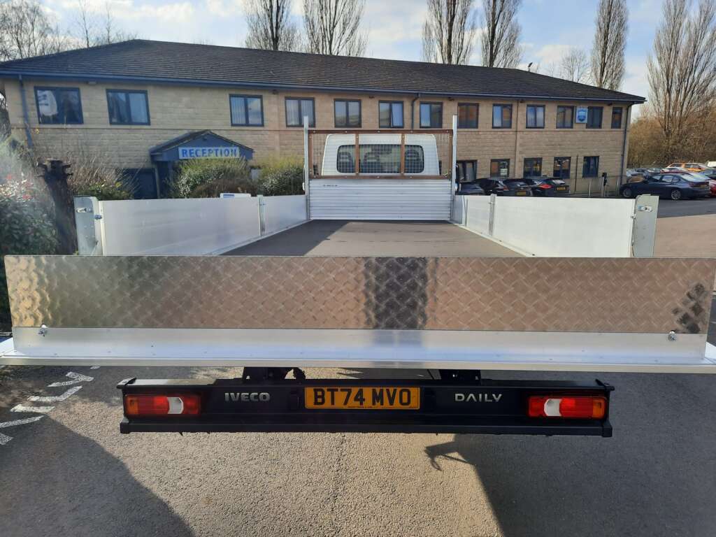 Iveco Daily 70C18 180 HP 6.4MTR DROPSIDE