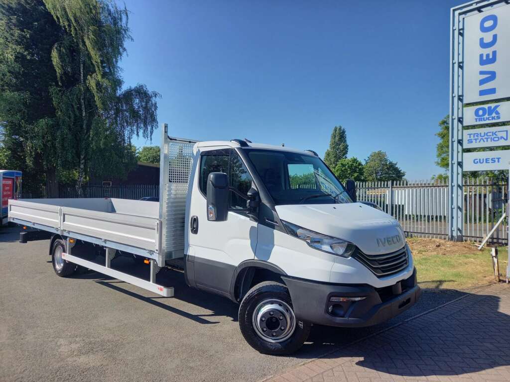 Iveco Daily MY24 70c18 180hp Brit Tipp Dropside