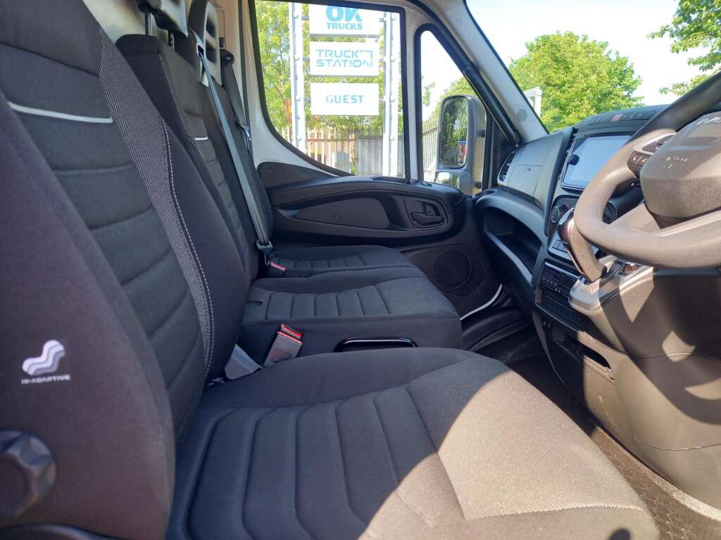 Iveco Daily MY24 70c18 180hp Brit Tipp Dropside