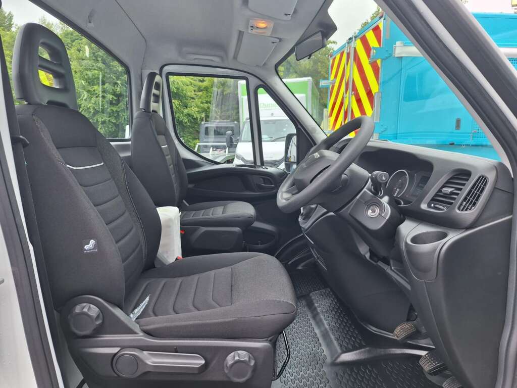 Iveco Daily 35S14 6 Speed Manual Chassis Cab