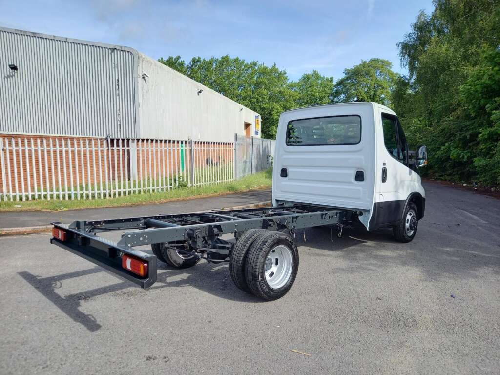 Iveco Daily 35C14 Business Chassis Cab