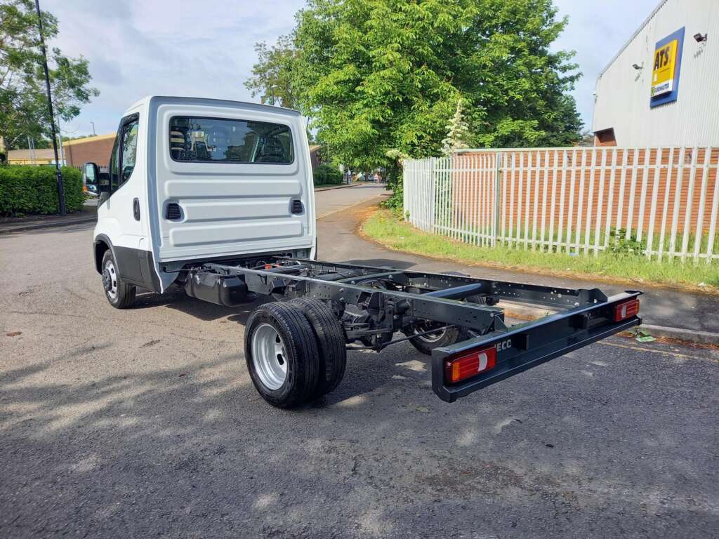 Iveco Daily 35C14 Business Chassis Cab