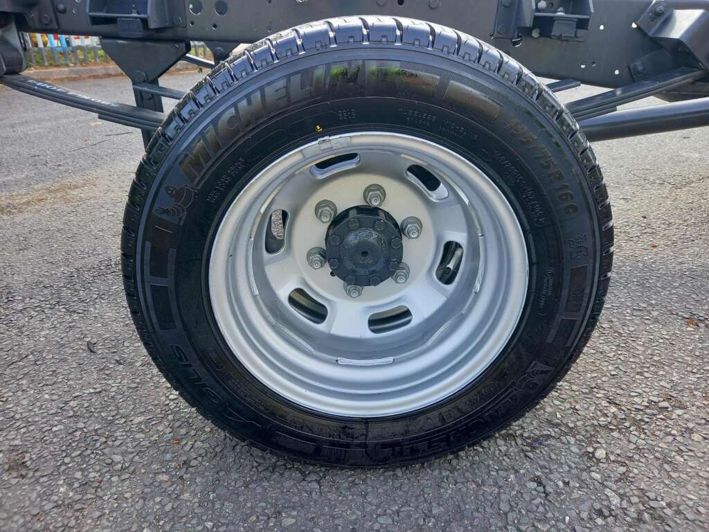 Iveco Daily 35C14 Business Chassis Cab