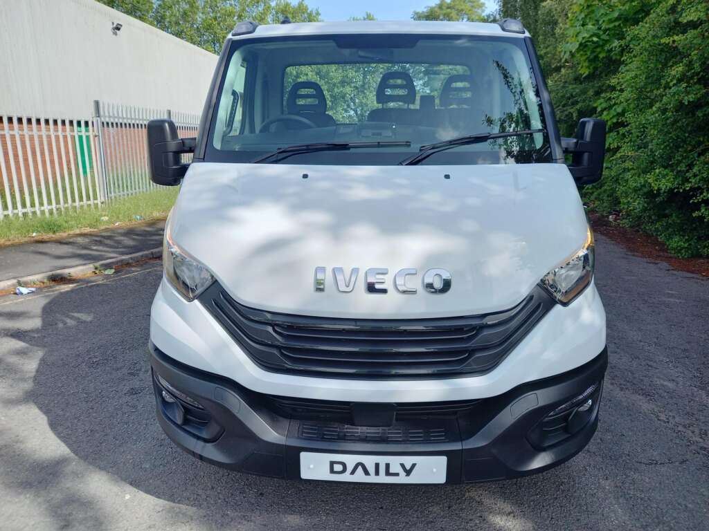 Iveco Daily 35C14 Business Chassis Cab