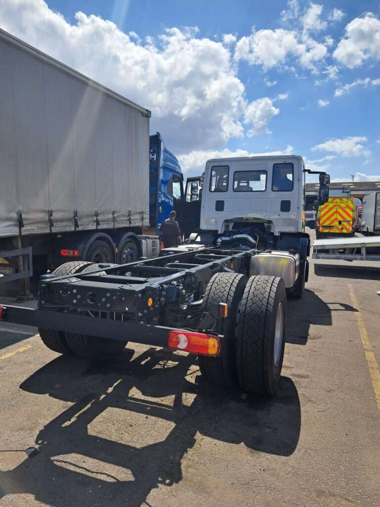 IVECO Eurocargo 180E25K EVI_E