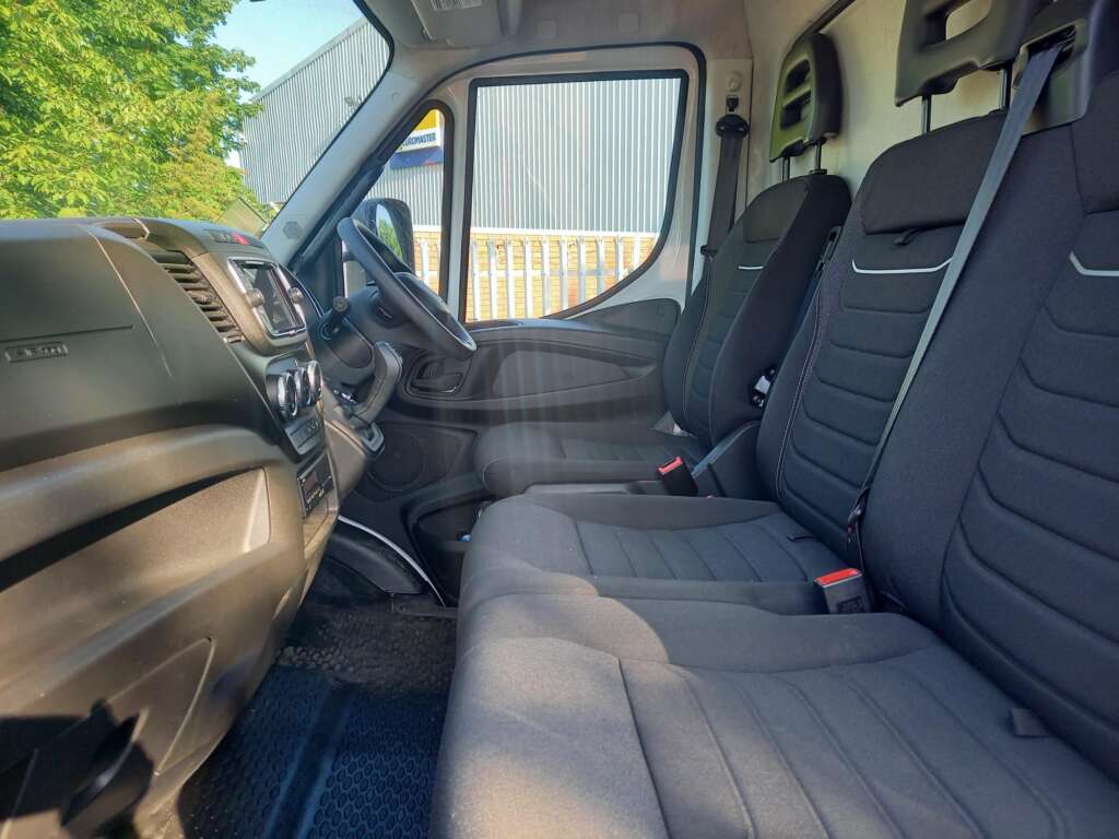IVECO DAILY 72C14E ELECTRIC BOX AND TAILLIFT