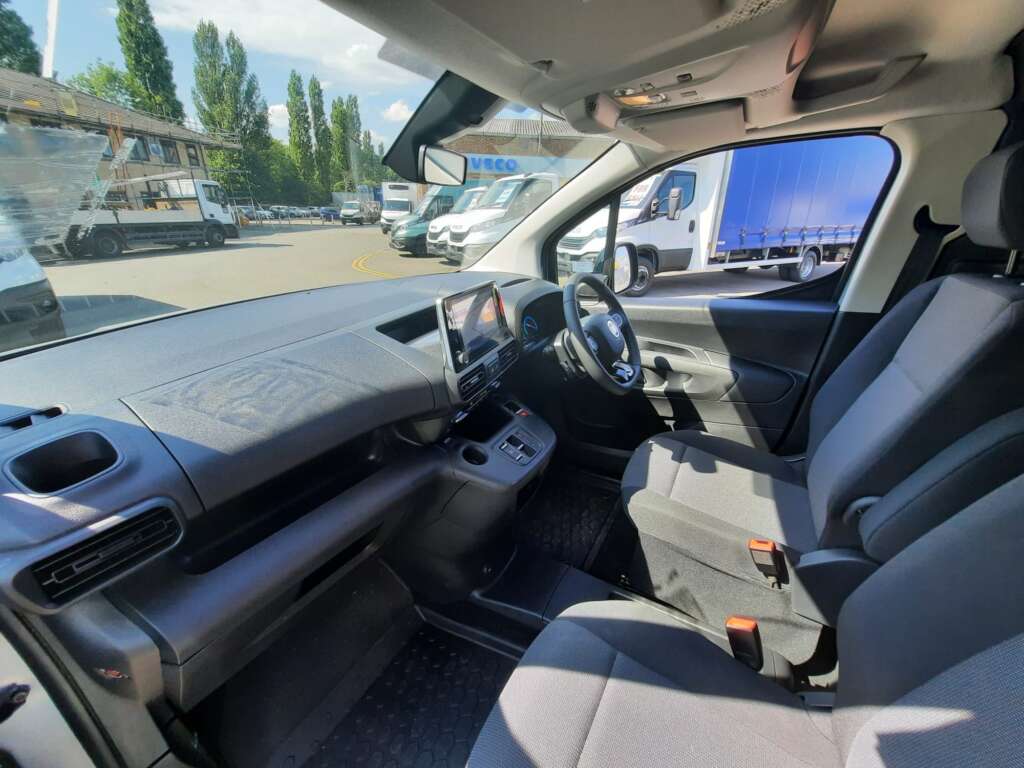 Fiat E-Doblo Van LWB Electric 136 HP Auto 50kWh