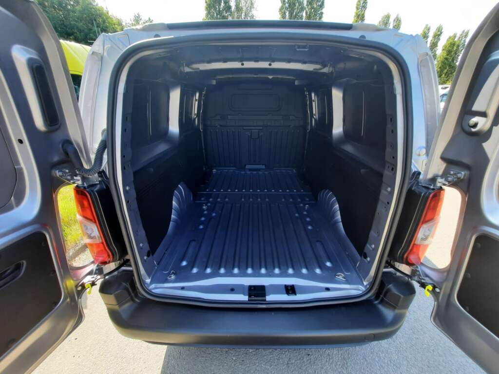Fiat E-Doblo Van LWB Electric 136 HP Auto 50kWh