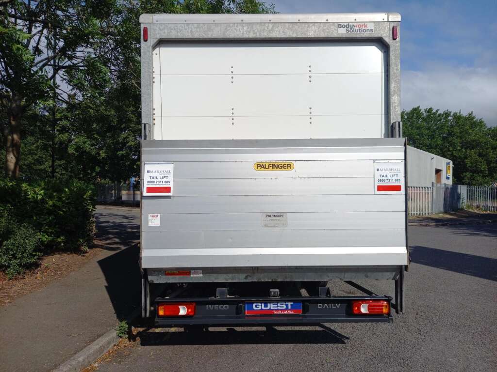 IVECO DAILY 70C18 180HP HI-MATIC BOX & TAILLIFT