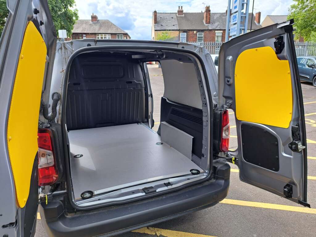 Fiat E-Doblo LWB 50KW Electric Van