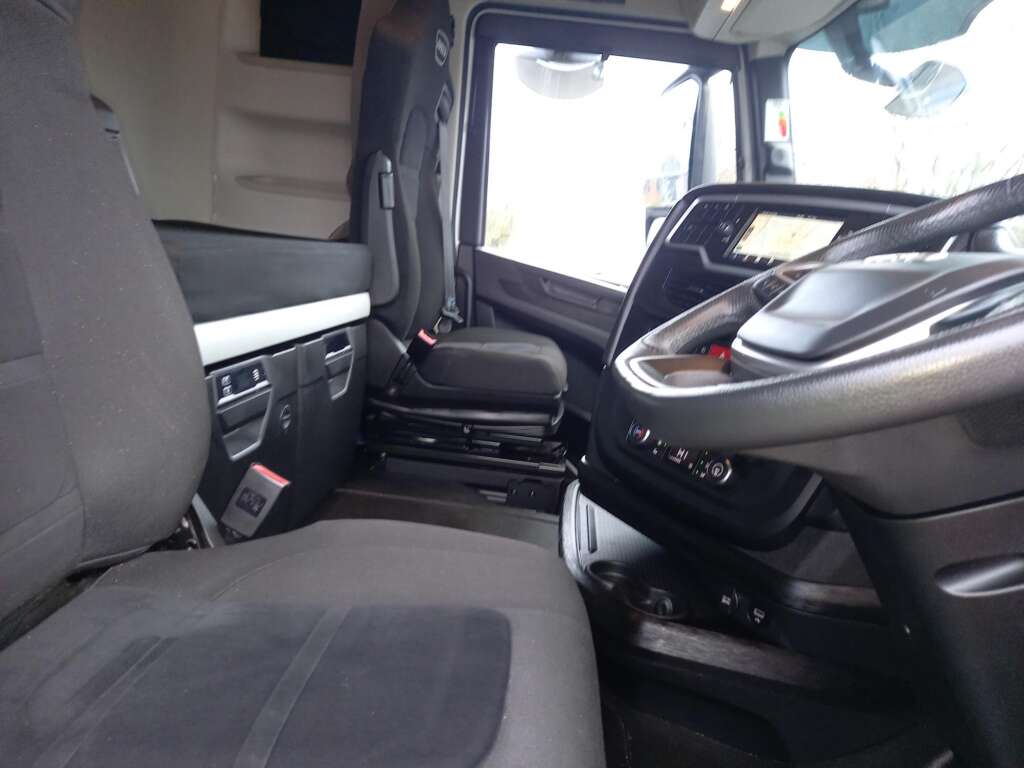 IVECO S-WAY AS440S53 TX/FP 6X2 530HP