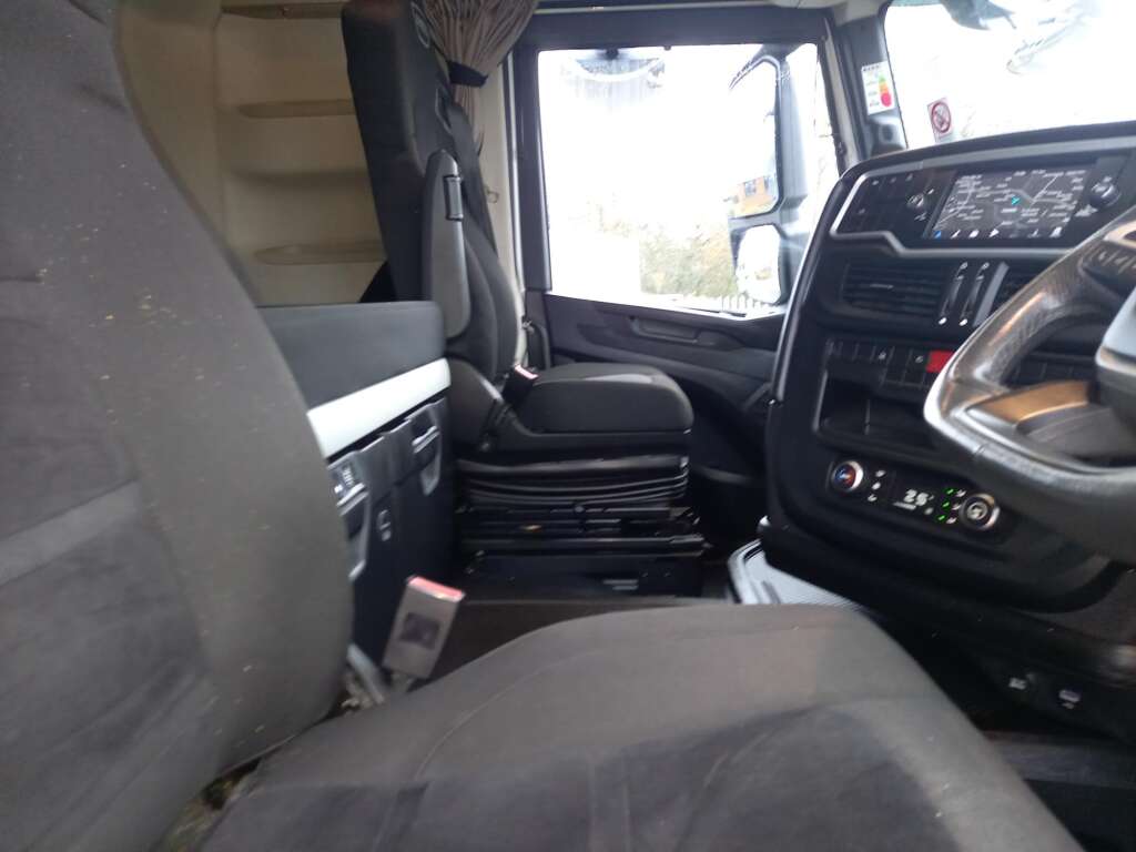 IVECO S-WAY AS440S48 TX/P 6X2 480HP