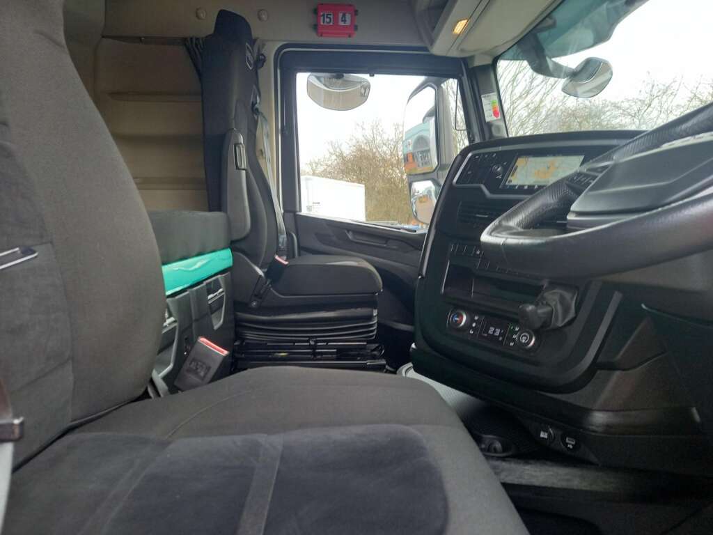 IVECO S-WAY AS440S48 TX/P 6X2 480HP