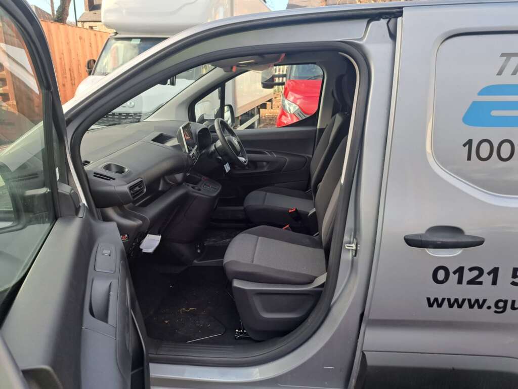 Fiat E-Doblo Van LWB Electric 136 HP Auto 50kWh