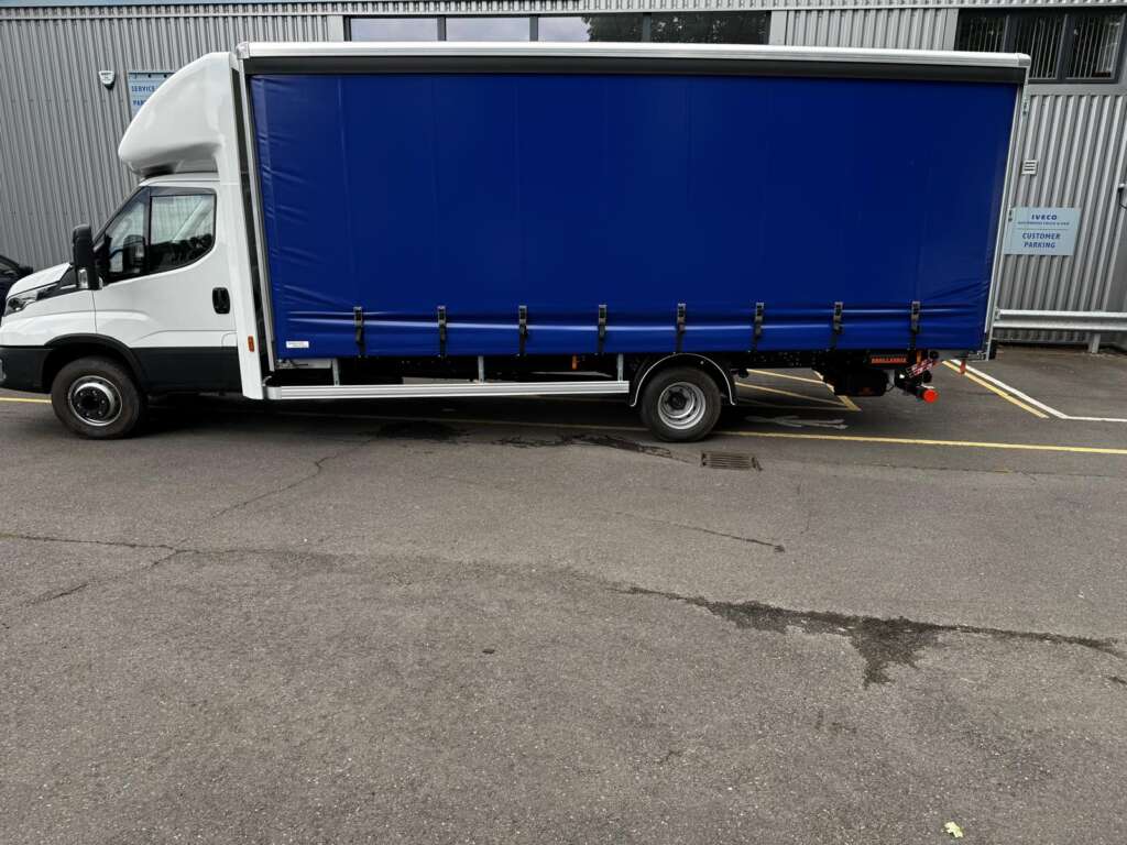 Iveco Daily 70C18HA8 Box Tail Lift
