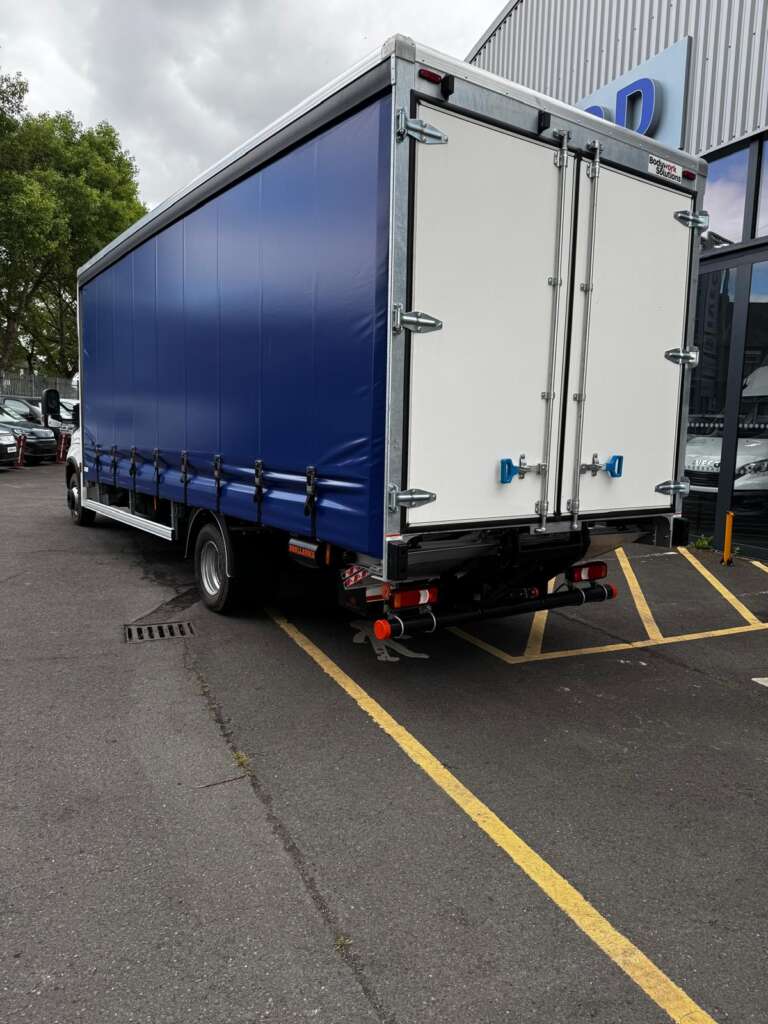 Iveco Daily 70C18HA8 Box Tail Lift