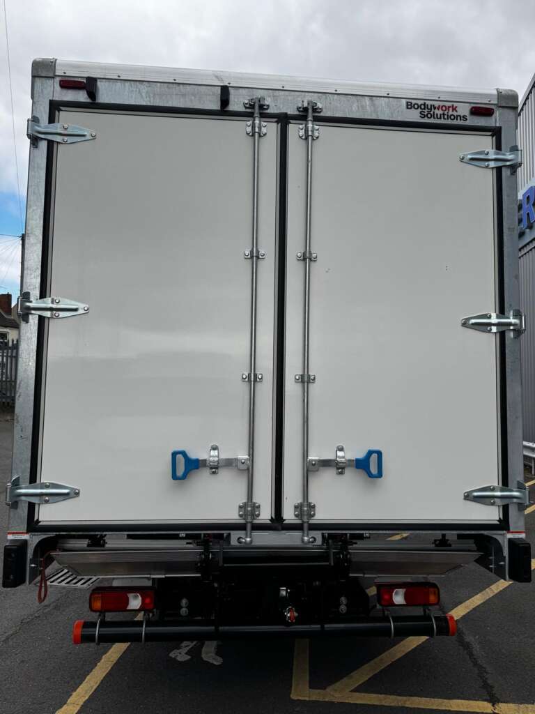 Iveco Daily 70C18HA8 Box Tail Lift