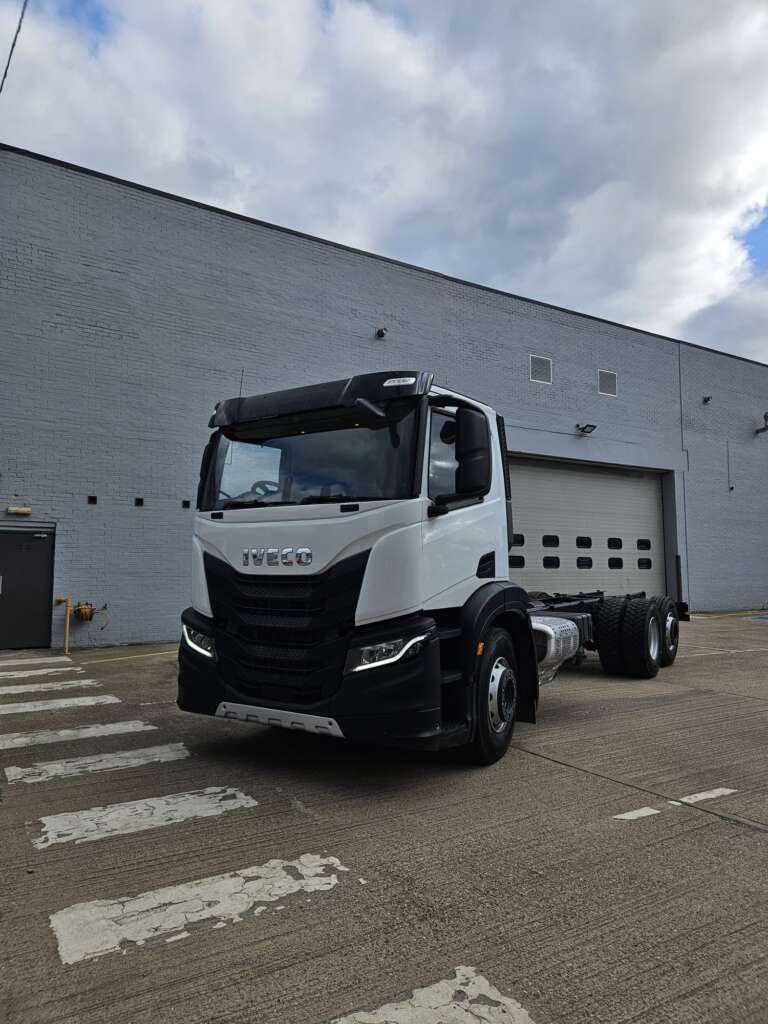 IVECO S-WAY AD260S42Y/PS