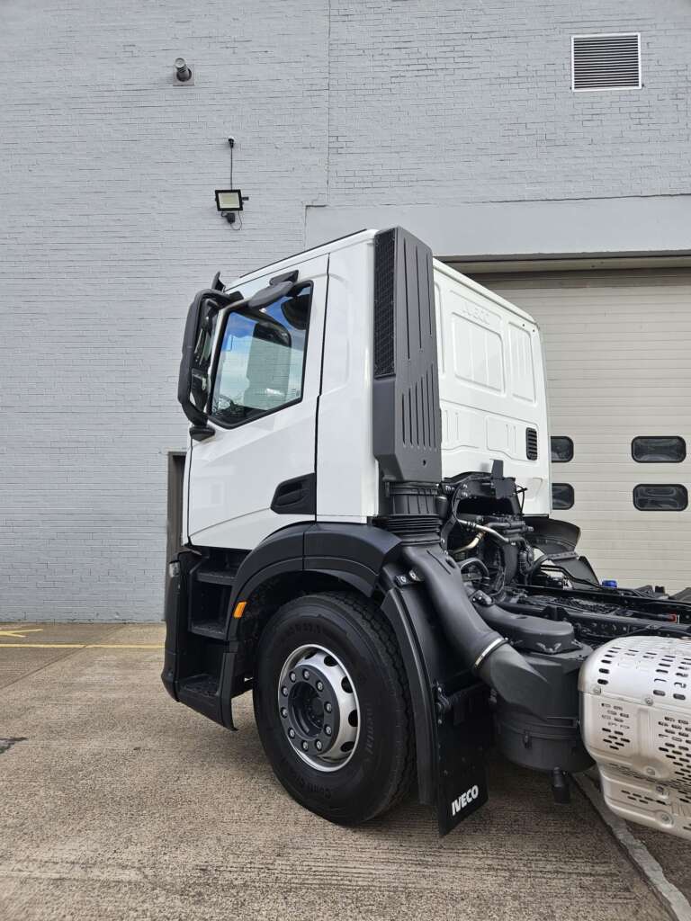 IVECO S-WAY AD260S42Y/PS
