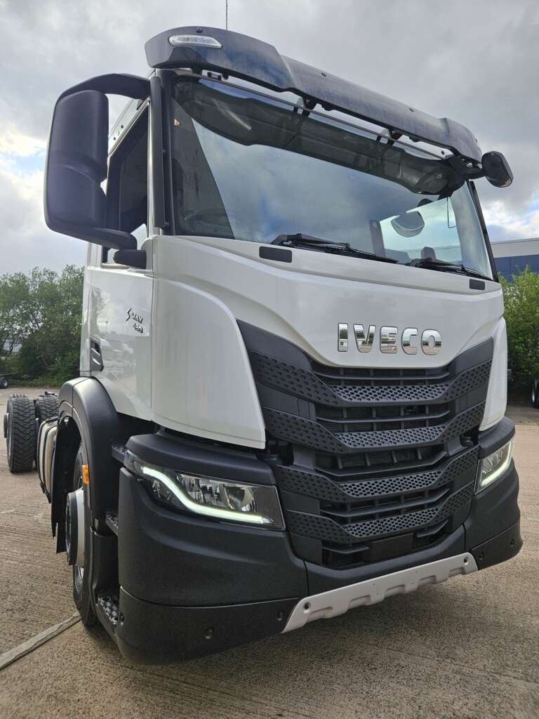IVECO S-WAY AD260S42Y/PS