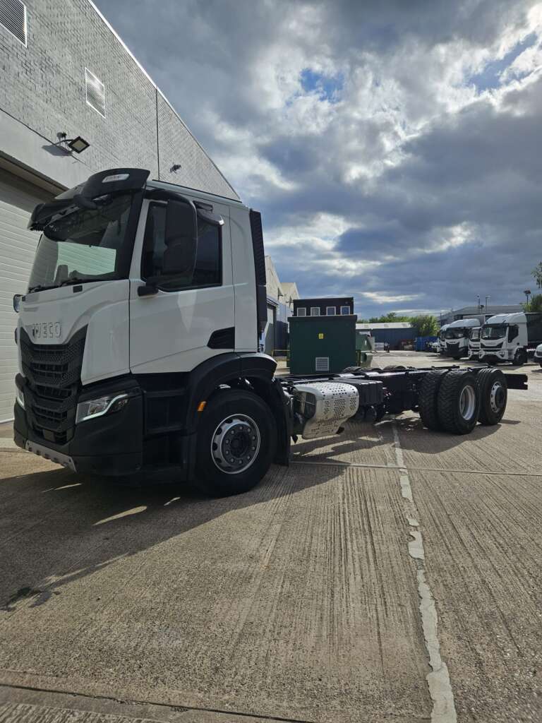 IVECO S-WAY AD260S42Y/PS