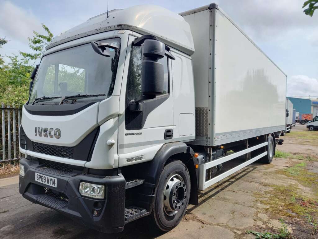 Iveco Eurocargo 180E 250 18T 250HP 28ft Box & Taillift