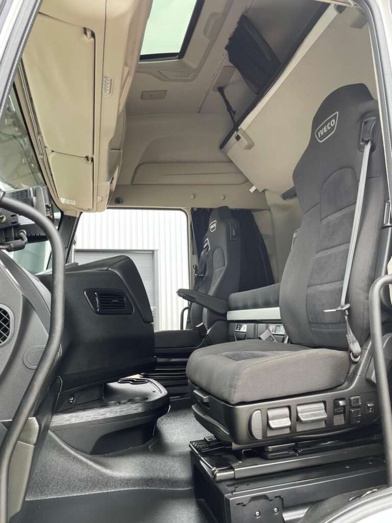 IVECO S-WAY AS440S53 TX/FP 6X2 530 HP