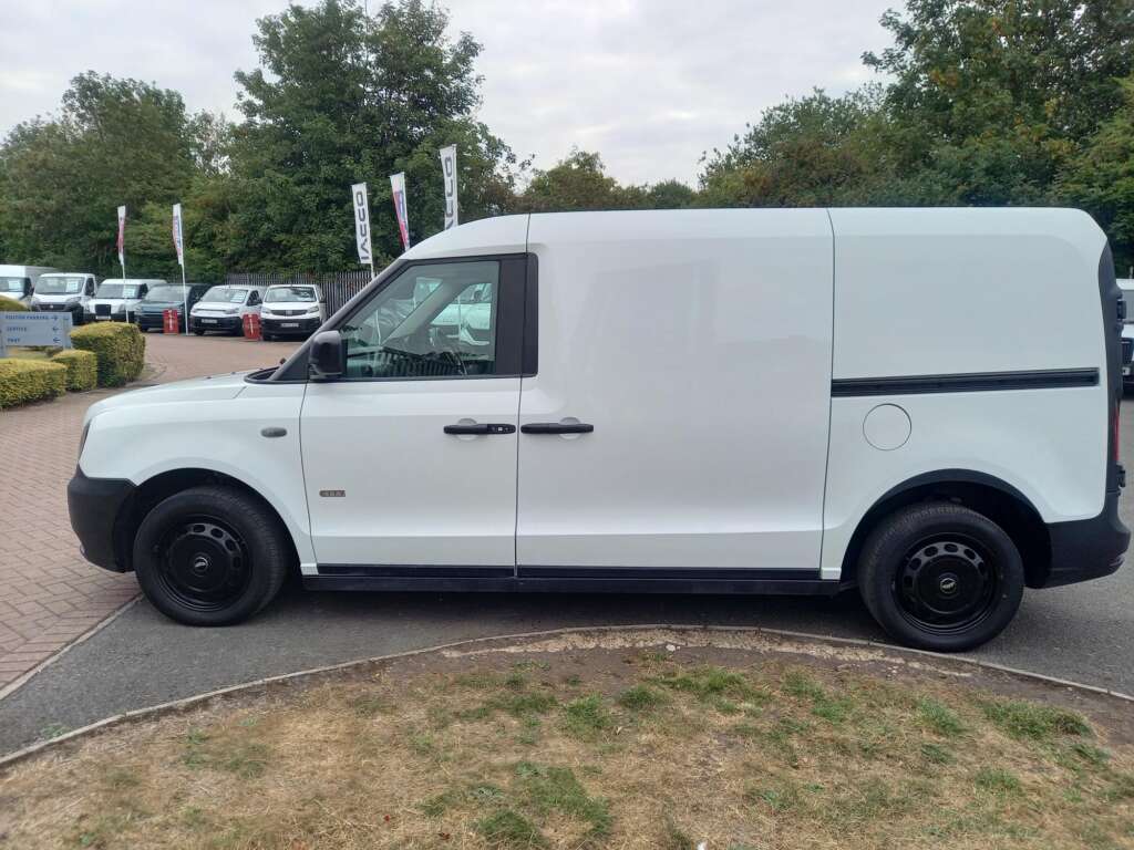 LEVC VN5 31kWh City Auto Euro 6 5dr (Range Extender)
