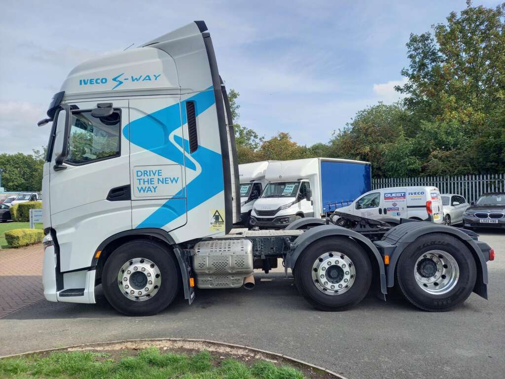 IVECO S-WAY AS440S53 TX/FP 6X2 530HP FULL AIR SUSPENSION