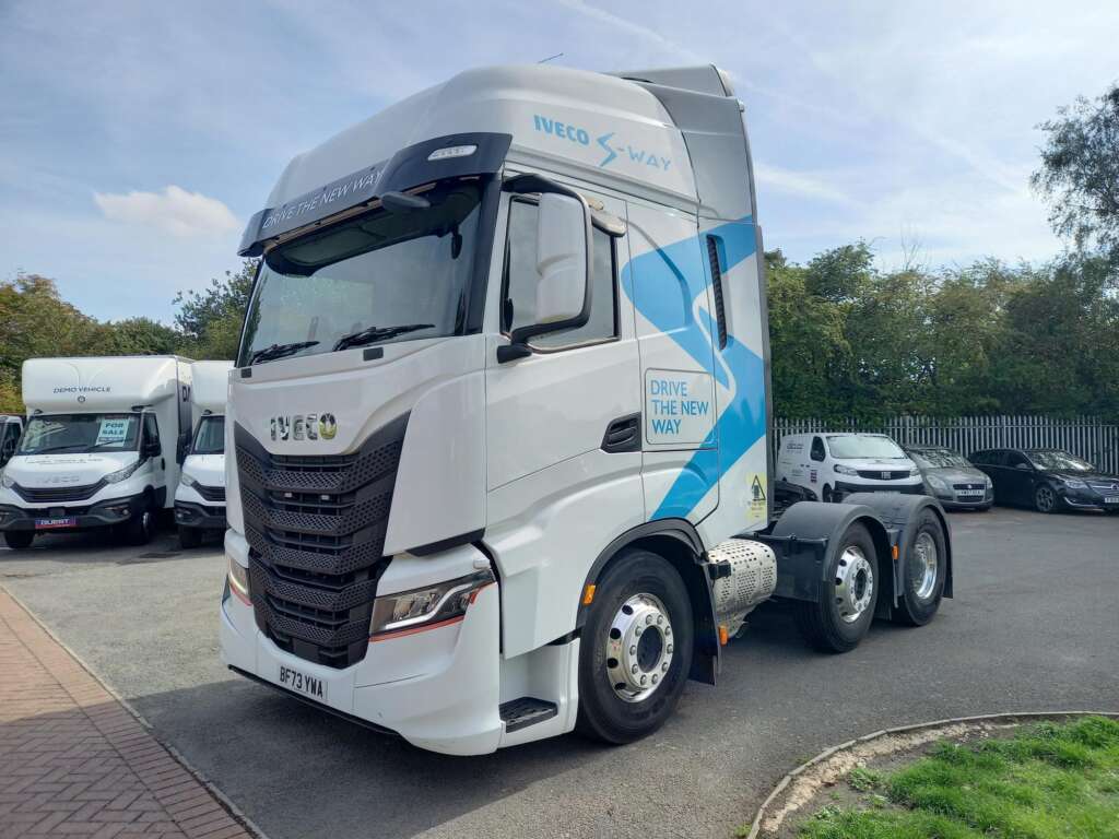 IVECO S-WAY AS440S53 TX/FP 6X2 530HP FULL AIR SUSPENSION