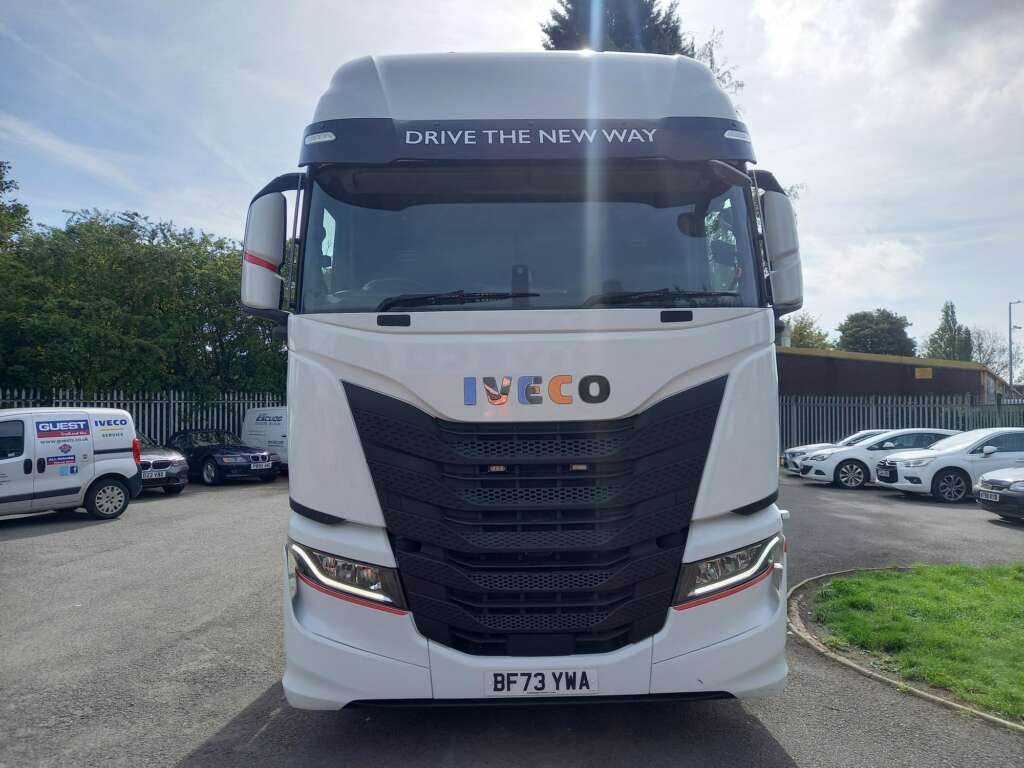 IVECO S-WAY AS440S53 TX/FP 6X2 530HP FULL AIR SUSPENSION