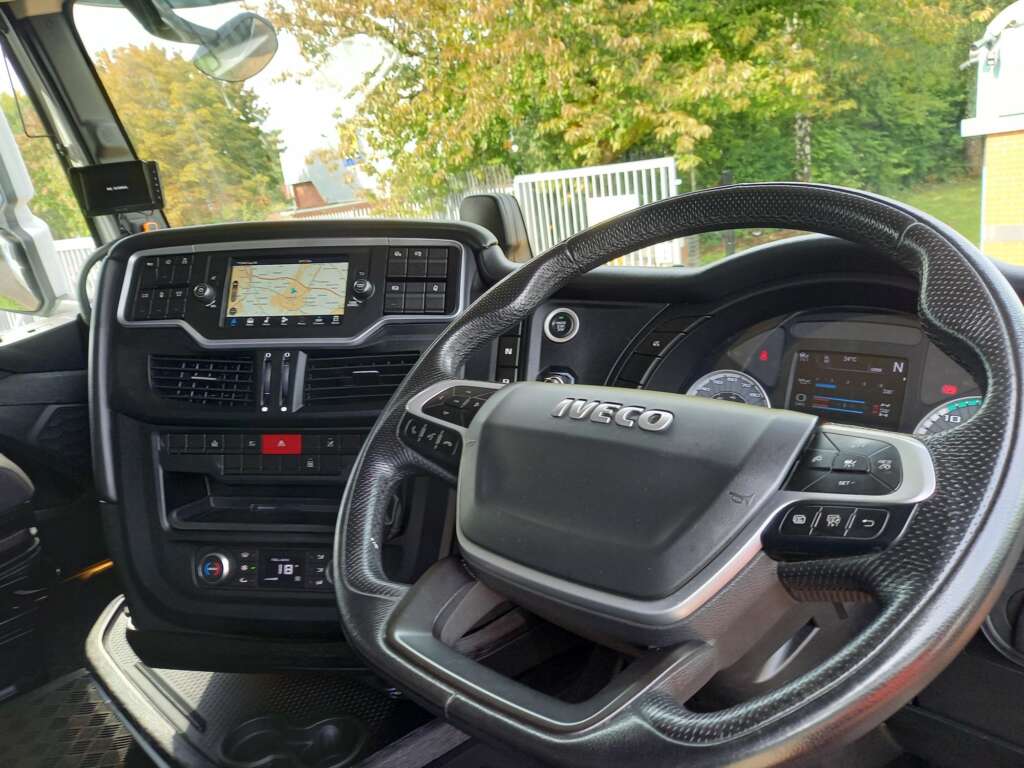 IVECO S-WAY AS440S53 TX/FP 6X2 530HP FULL AIR SUSPENSION