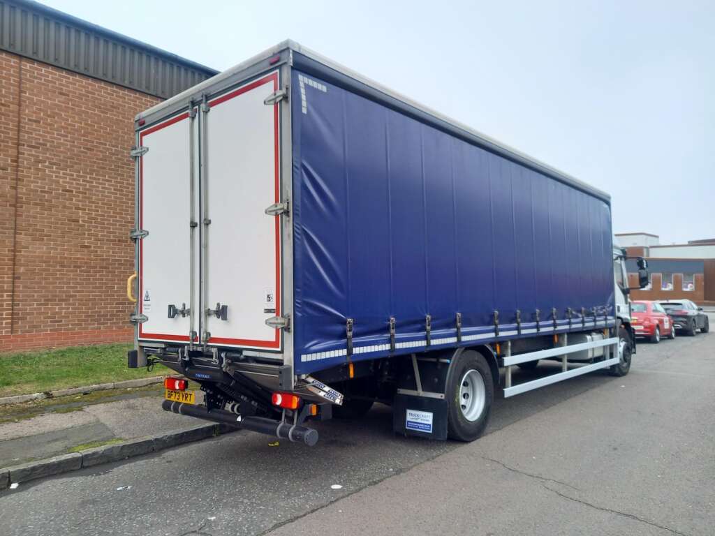Iveco Eurocargo ML180E25 EVI_D 28FT CURTAINSIDE
