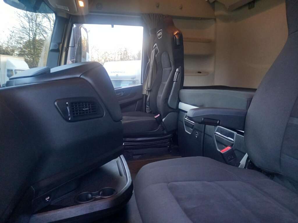 Iveco S-WAY AS440S53 TX/FP 6X2 530HP FULL AIR SUSPENSION