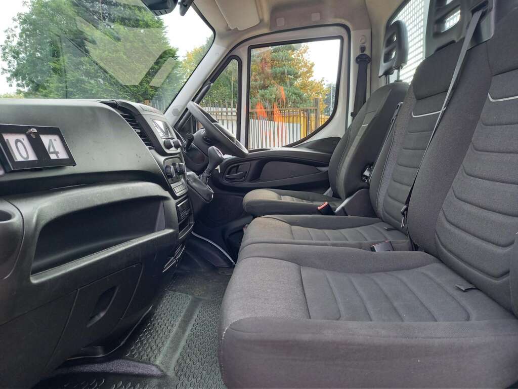 Iveco Daily 70C18 180HP 20FT DROPSIDE
