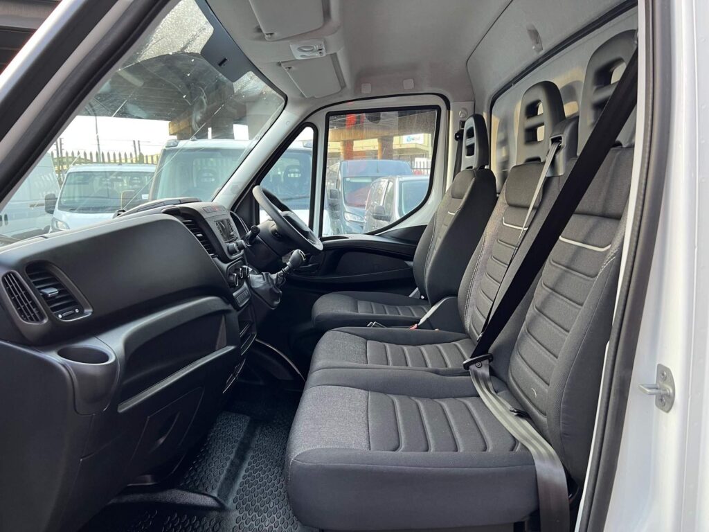 Iveco Daily 35S14 3750 Business Luton