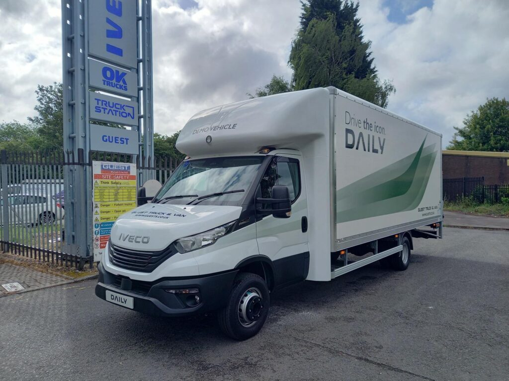 Iveco Daily 70C18 180Hp Hi Matic Box & Taillift